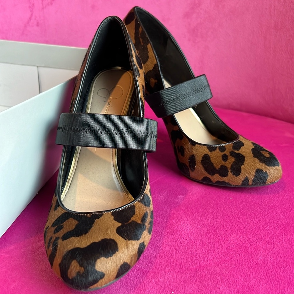 Jessica Simpson pumps, Size 8, Simba Leopard Print Cow Hair